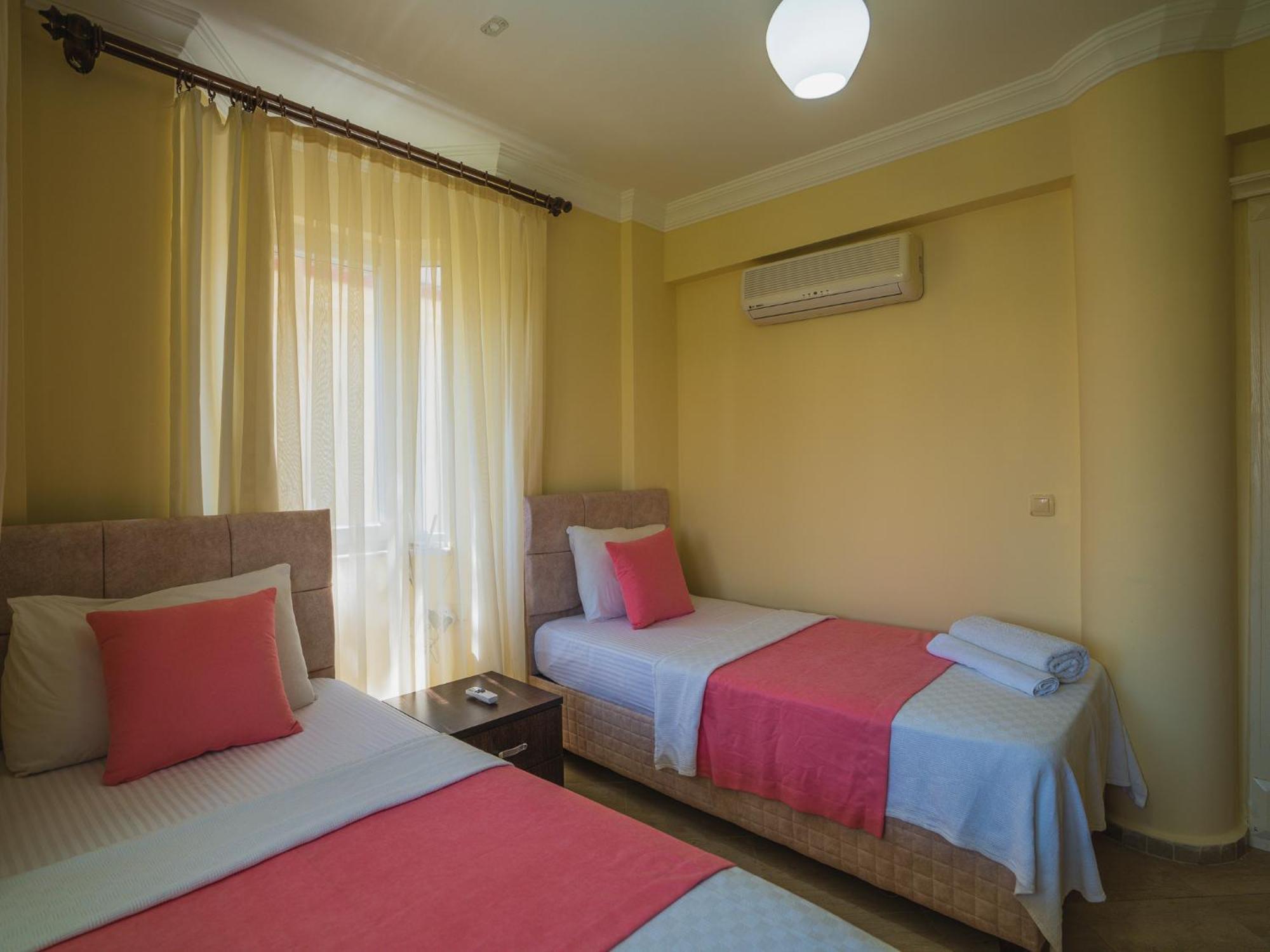 Sunset Beach Resort Aqua Lettings Fethiye Eksteriør bilde