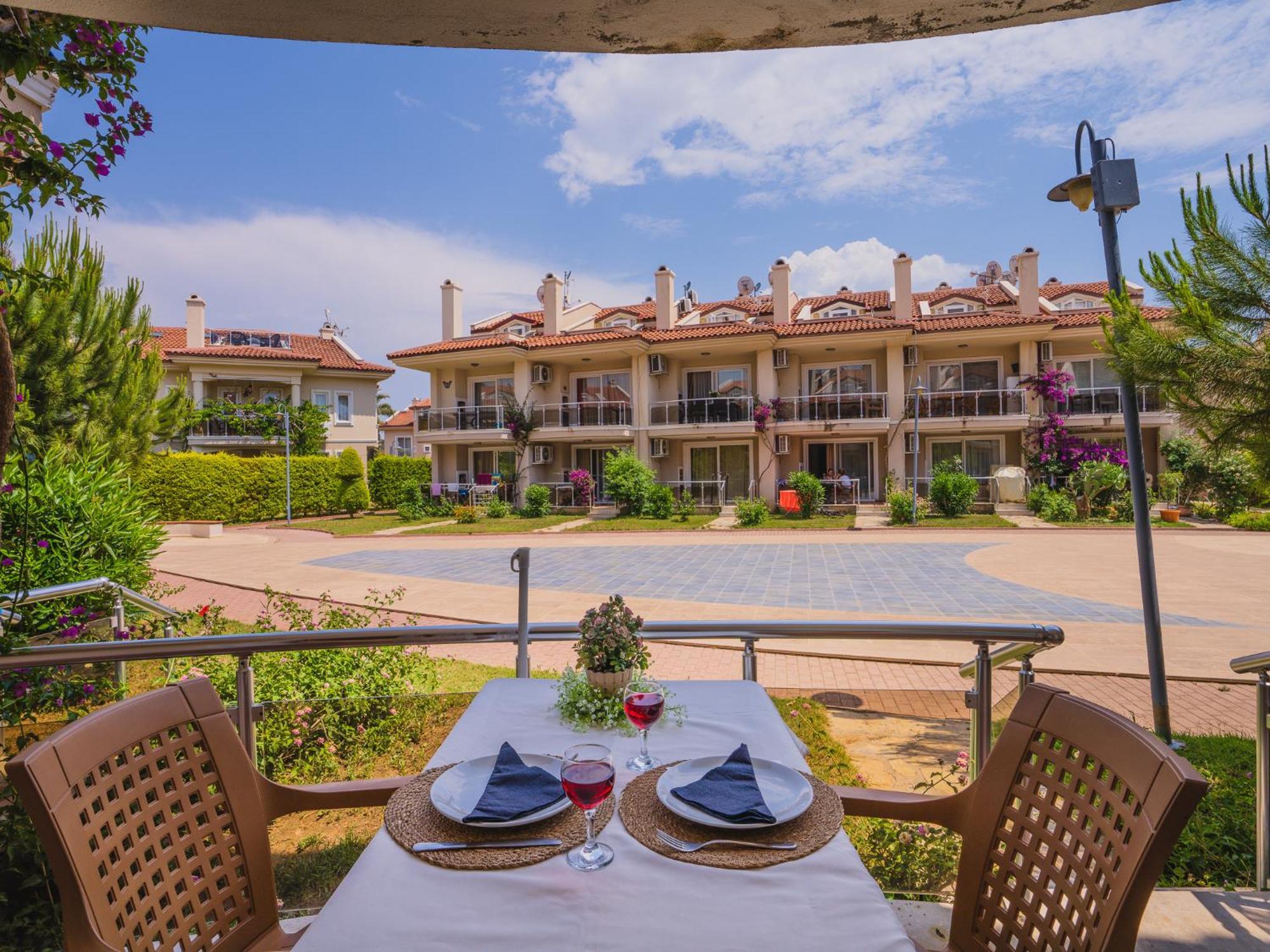 Sunset Beach Resort Aqua Lettings Fethiye Eksteriør bilde