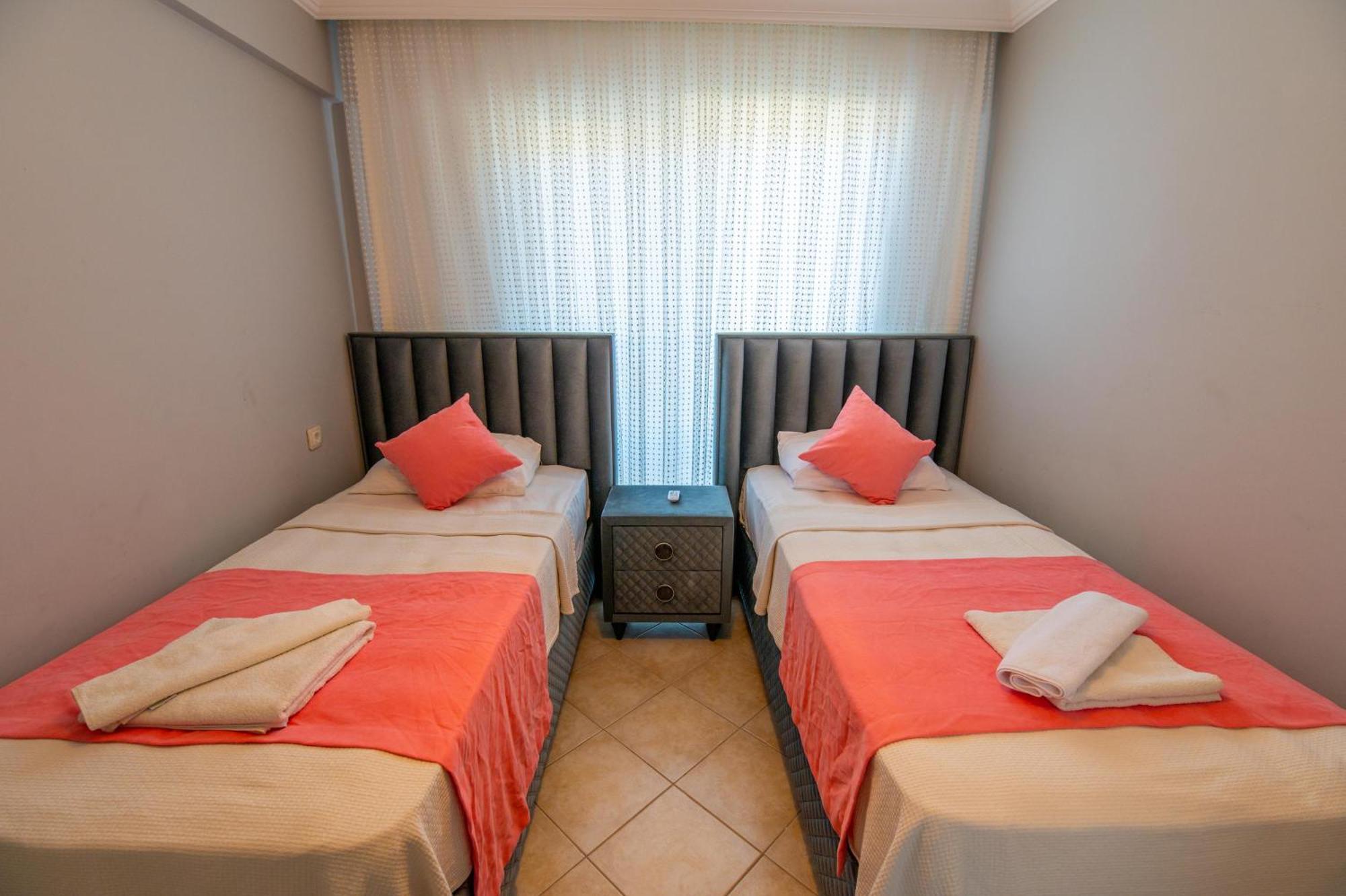 Sunset Beach Resort Aqua Lettings Fethiye Eksteriør bilde