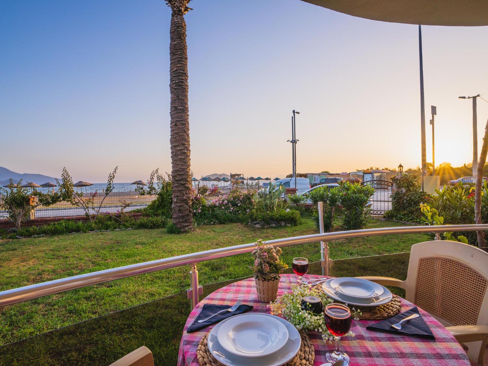 Sunset Beach Resort Aqua Lettings Fethiye Eksteriør bilde