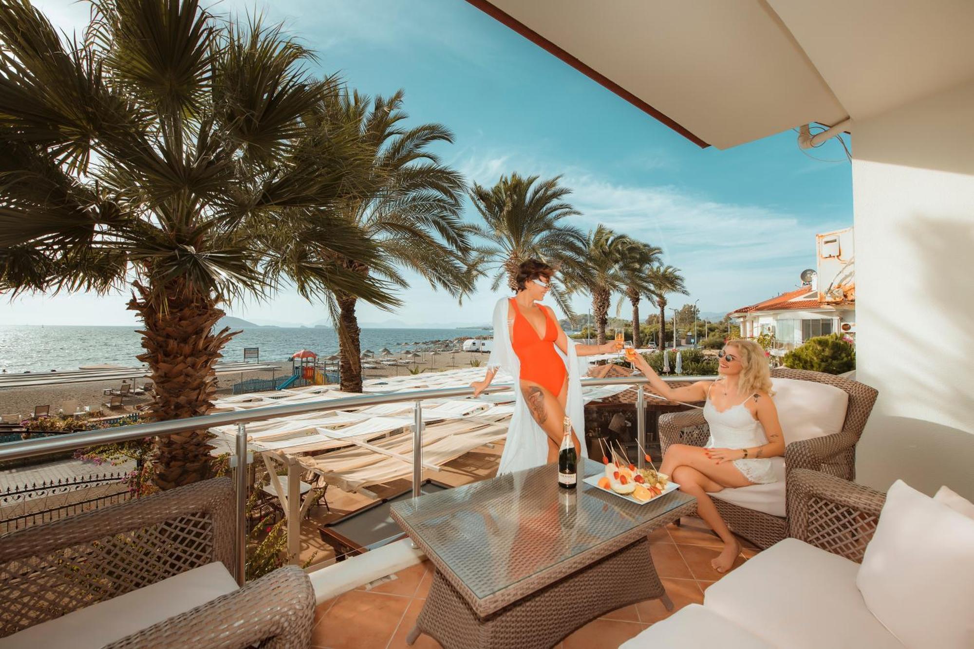 Sunset Beach Resort Aqua Lettings Fethiye Eksteriør bilde