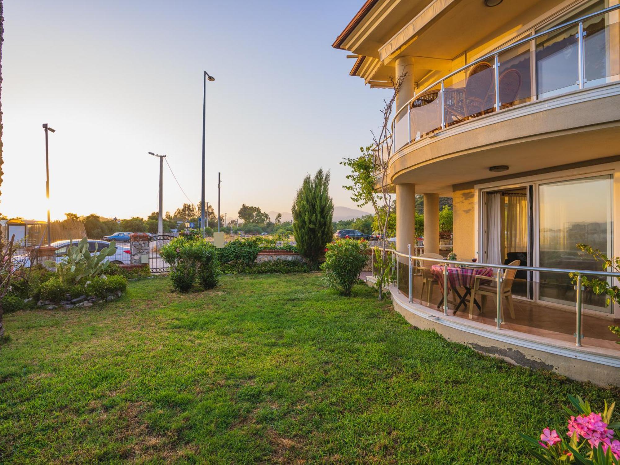 Sunset Beach Resort Aqua Lettings Fethiye Eksteriør bilde